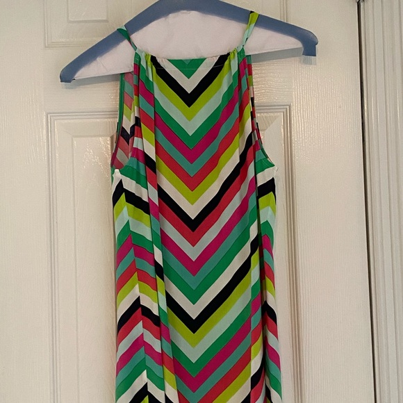 Crown and Ivy Top - Picture 1 of 4